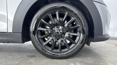 MINI Hatchback 1.5 Cooper Classic Premium 5dr Auto Petrol Hatchback
